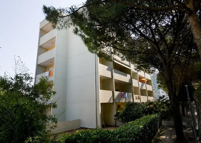 Cinzia بيبيوني